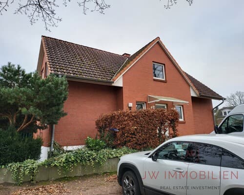 2 Familienhaus mit 3 WE